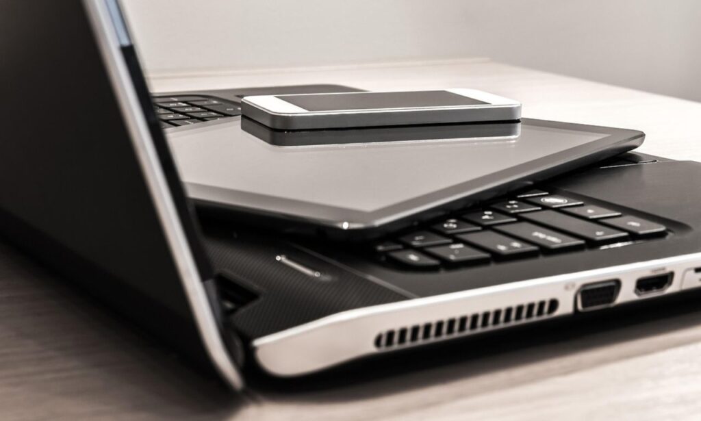 GadgetFreeks.com: The Digital Hub for Tech, Reviews, and More